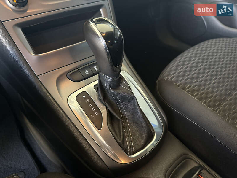 Универсал Opel Astra 2019 в Николаеве