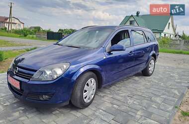 Универсал Opel Astra 2005 в 
