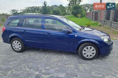 Универсал Opel Astra 2005 в 