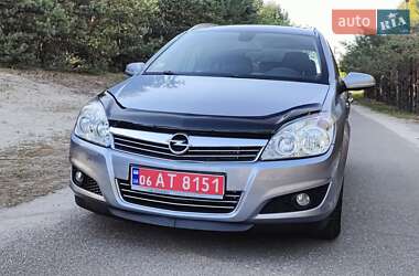Универсал Opel Astra 2008 в 