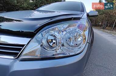 Универсал Opel Astra 2008 в 