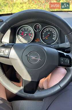 Універсал Opel Astra 2010 в 