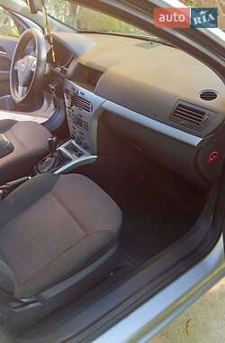 Универсал Opel Astra 2009 в 