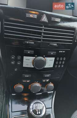 Универсал Opel Astra 2008 в 