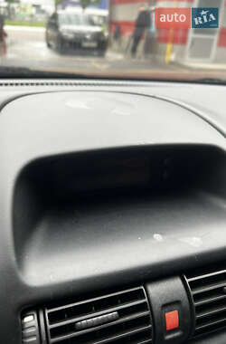 Хэтчбек Opel Astra 2001 в 