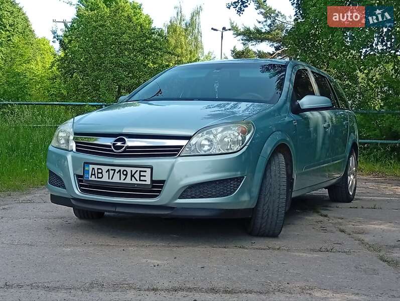 Універсал Opel Astra 2008 в 