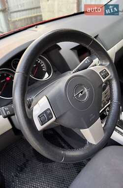 Универсал Opel Astra 2008 в 