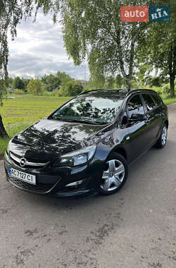 Универсал Opel Astra 2014 в 