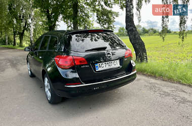 Универсал Opel Astra 2014 в 