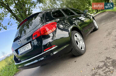 Универсал Opel Astra 2014 в 