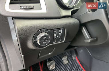 Универсал Opel Astra 2014 в 