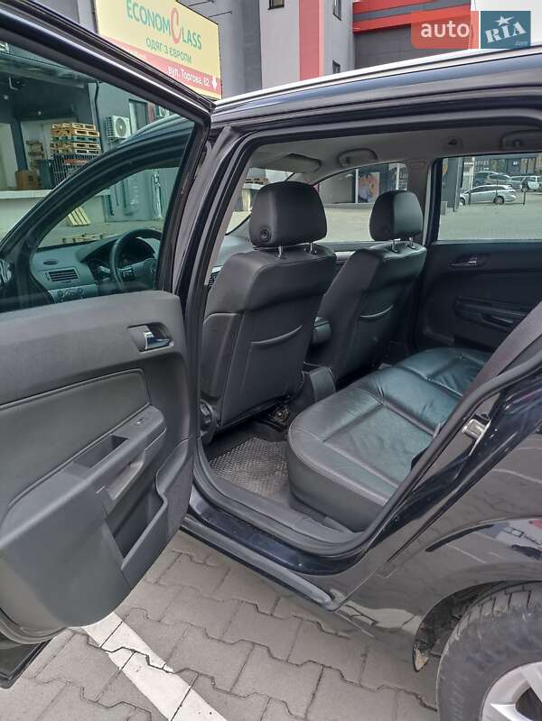 Универсал Opel Astra 2009 в Самборе