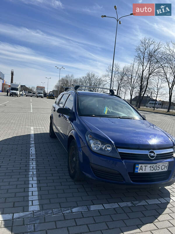Универсал Opel Astra 2006 в Коломые