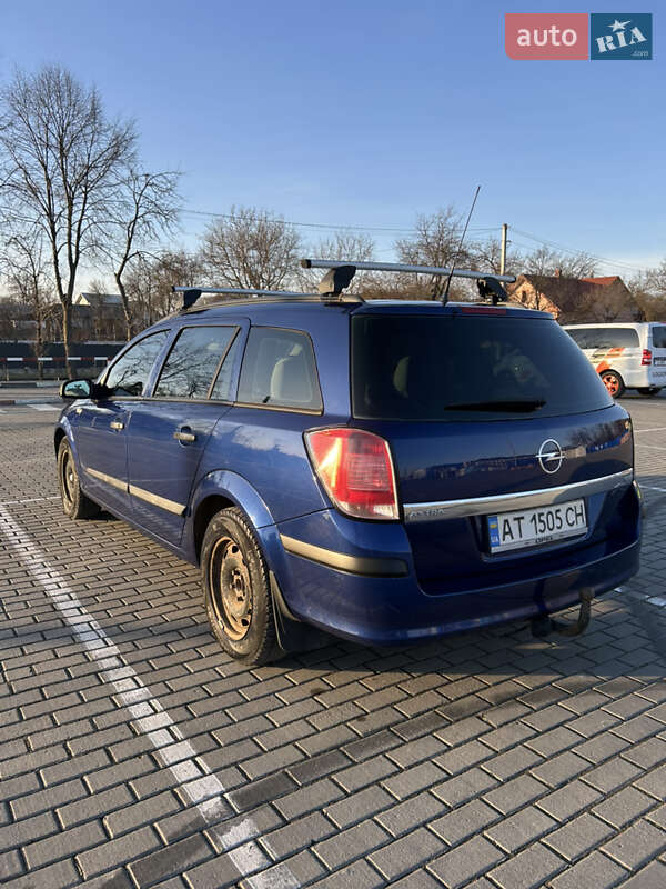 Универсал Opel Astra 2006 в Коломые