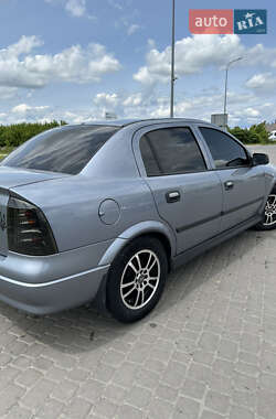 Седан Opel Astra 2007 в 