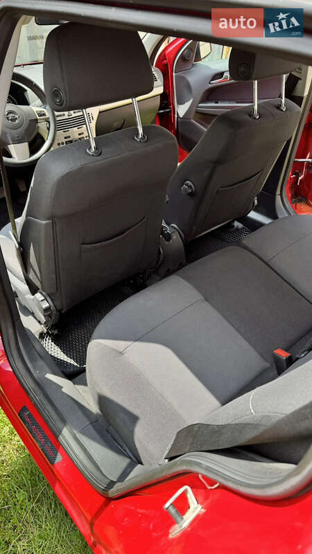 Універсал Opel Astra 2008 в Сваляві фото 17 Універсал Opel Astra 2008 в Сваляві