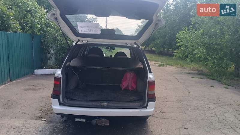 Универсал Opel Astra 1992 в 