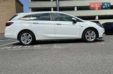 Универсал Opel Astra 2019 в 