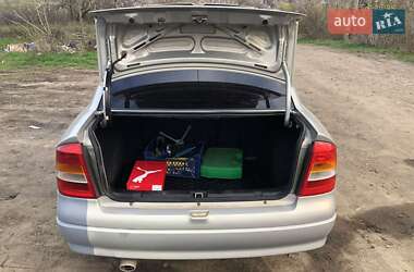 Седан Opel Astra 2008 в Харкові