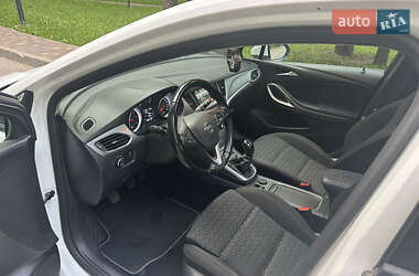 Универсал Opel Astra 2019 в 