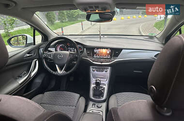 Универсал Opel Astra 2019 в 