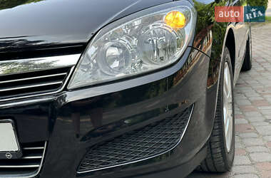 Универсал Opel Astra 2009 в 