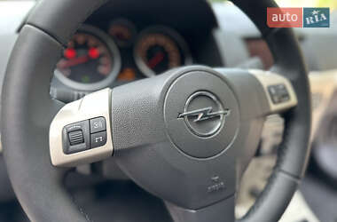 Универсал Opel Astra 2009 в 