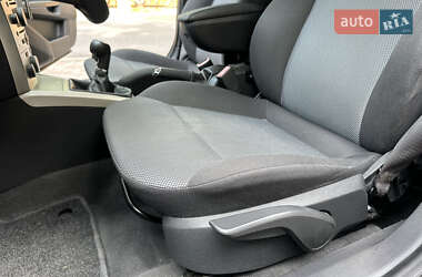 Универсал Opel Astra 2009 в 