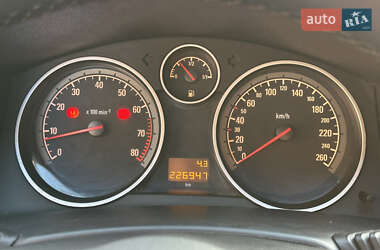 Универсал Opel Astra 2007 в 