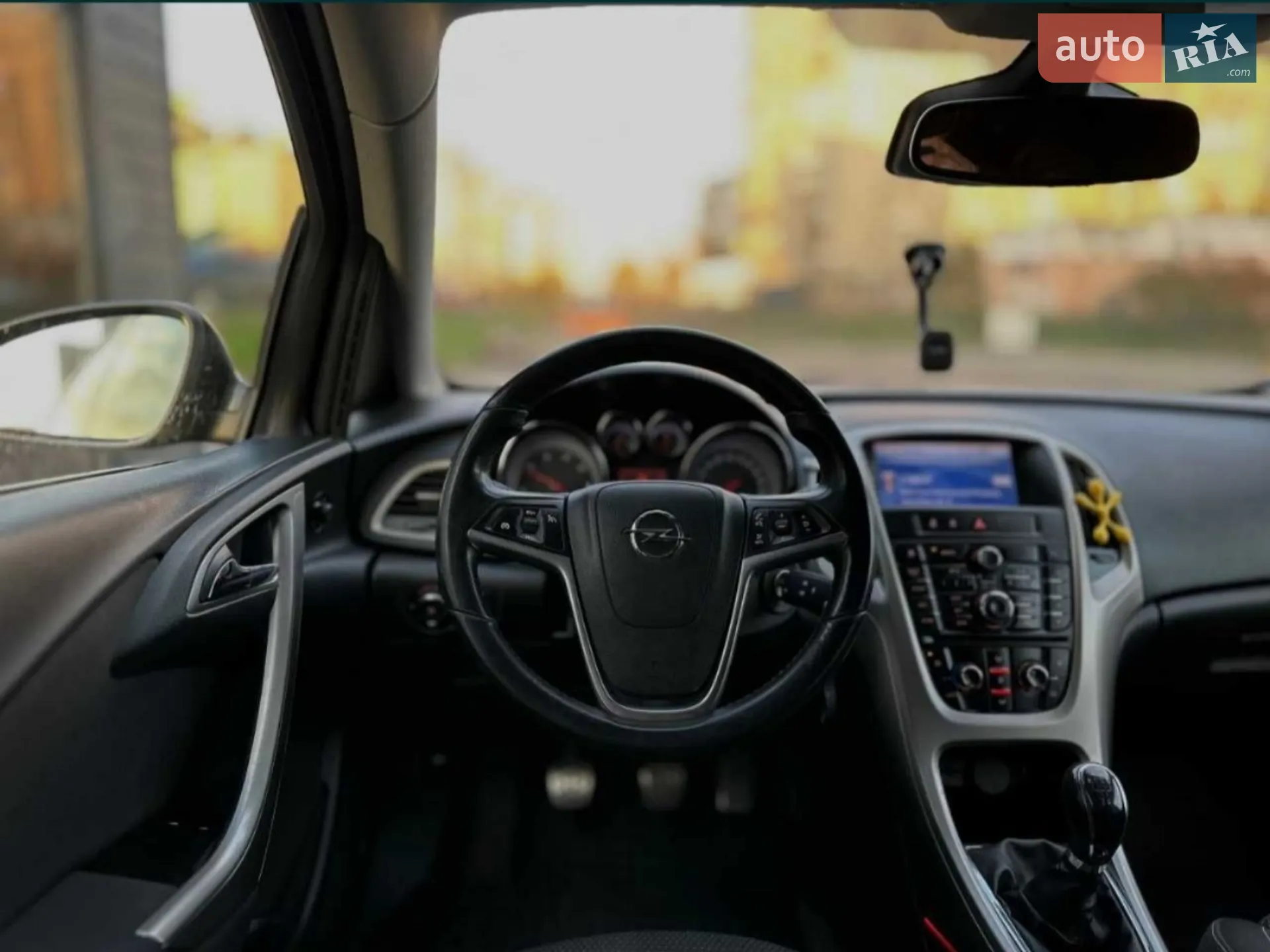 2011 Opel Astra - мініатюра 16