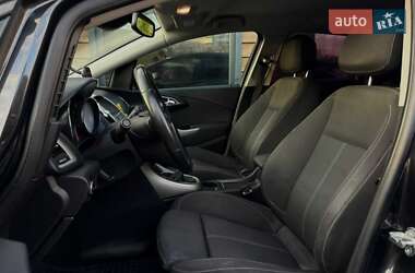 Универсал Opel Astra 2011 в 