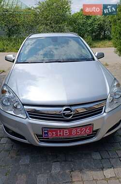 Універсал Opel Astra 2008 в Харкові