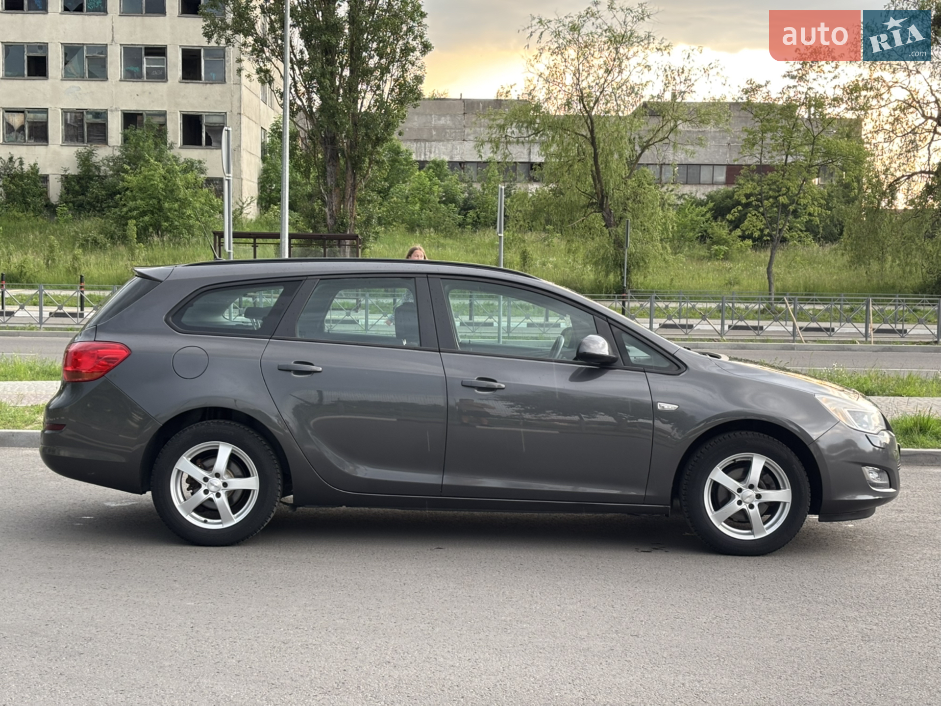 2011 Opel Astra - мініатюра 5