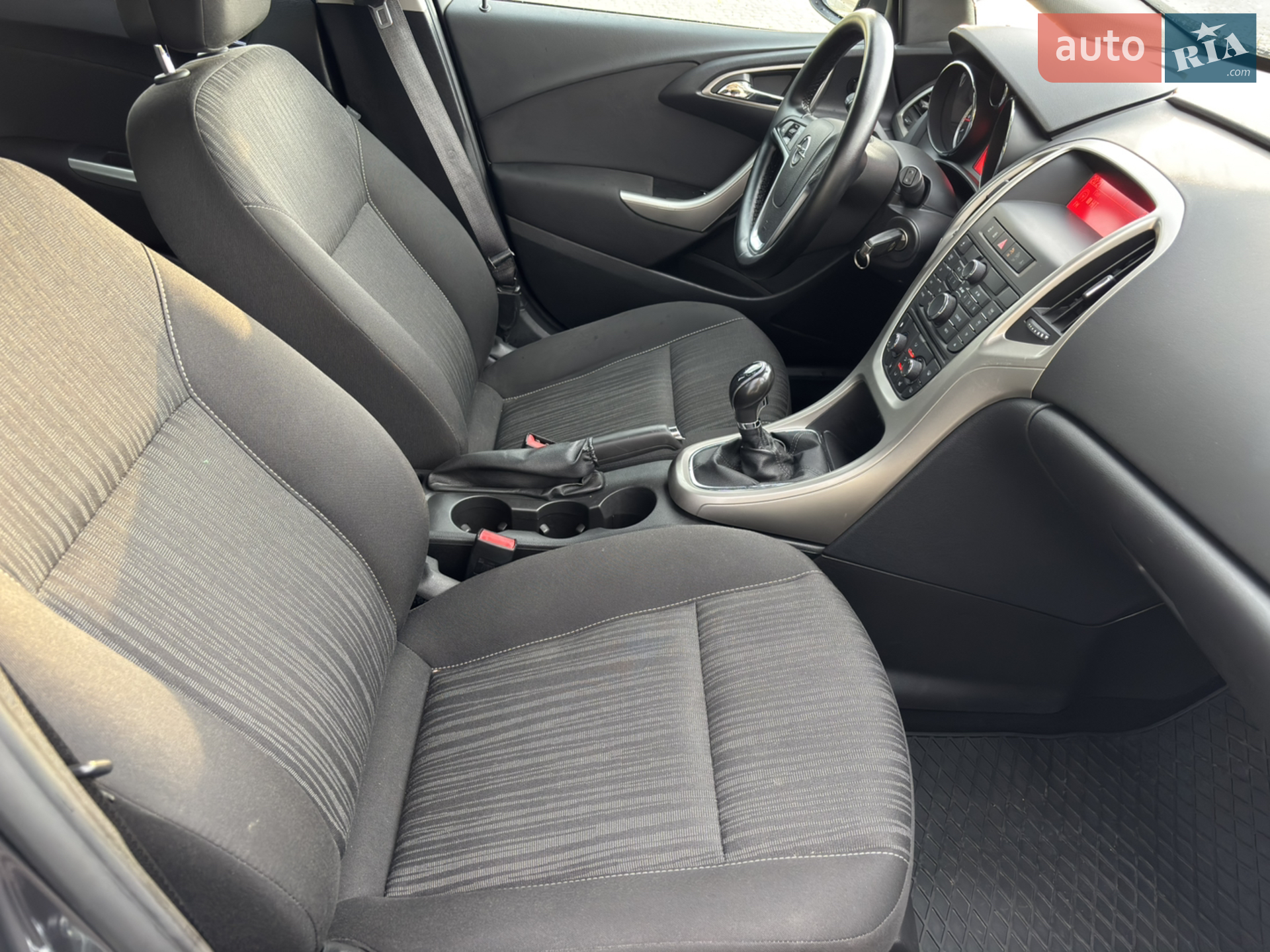 2011 Opel Astra - мініатюра 22