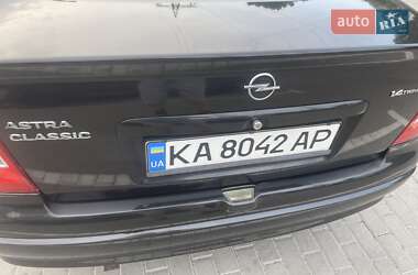 Седан Opel Astra 2008 в 