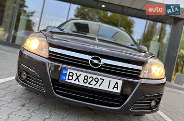 Універсал Opel Astra 2005 в Хмельницькому