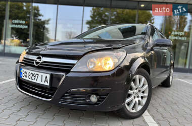Универсал Opel Astra 2005 в 