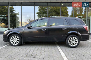 Универсал Opel Astra 2005 в 