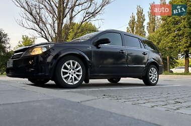 Универсал Opel Astra 2005 в 