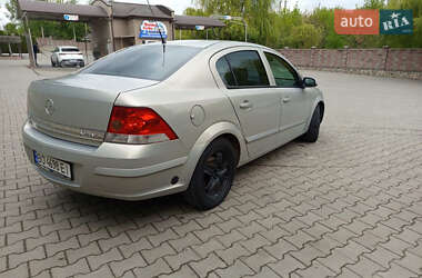 Седан Opel Astra 2008 в 