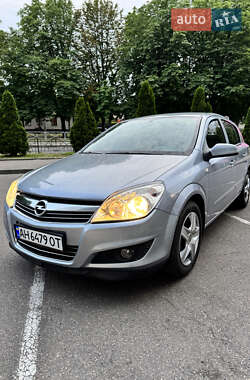 Хэтчбек Opel Astra 2007 в Черкассах