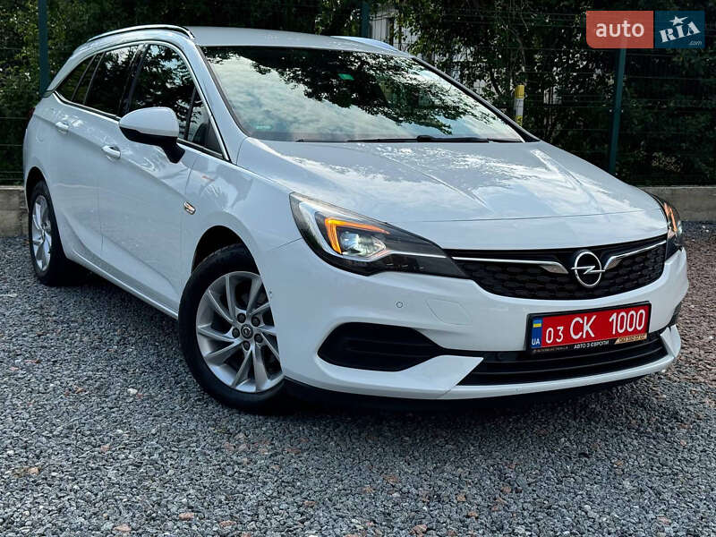 Универсал Opel Astra 2021 в Дрогобыче