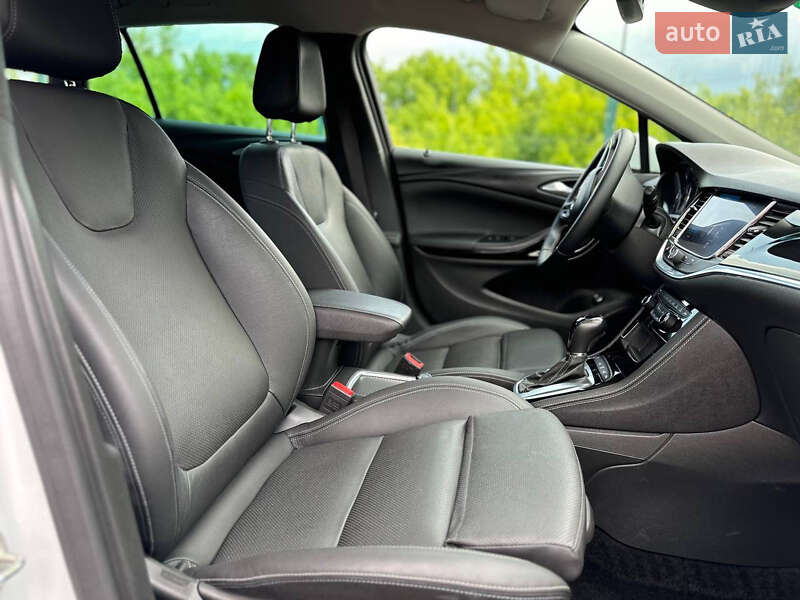 Универсал Opel Astra 2021 в Дрогобыче