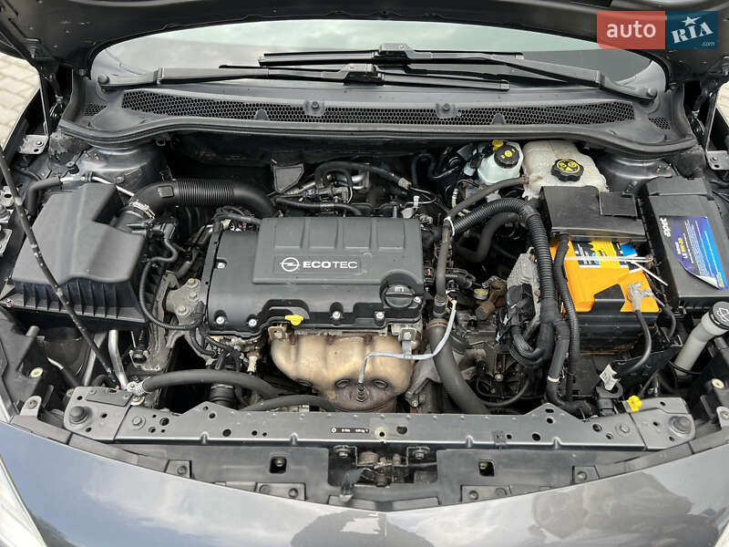 Хэтчбек Opel Astra 2011 в Малине