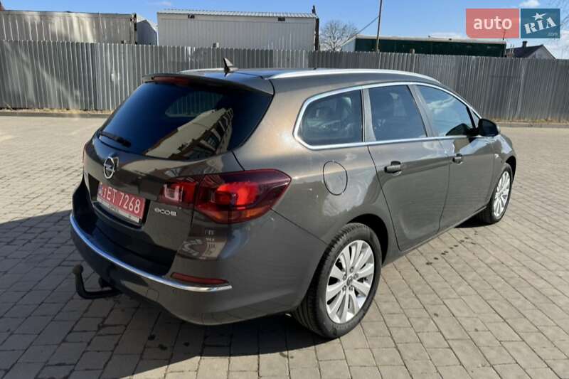 Універсал Opel Astra 2016 в Нововолинську