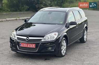 Универсал Opel Astra 2008 в Каменском
