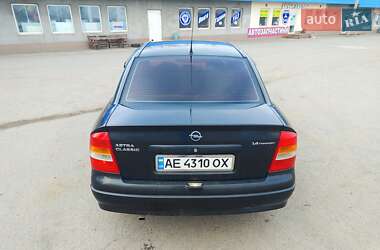 Седан Opel Astra 2008 в Кривом Роге