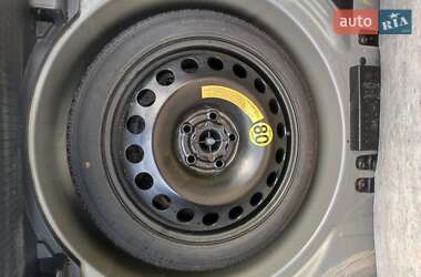 Хэтчбек Opel Astra 2004 в 