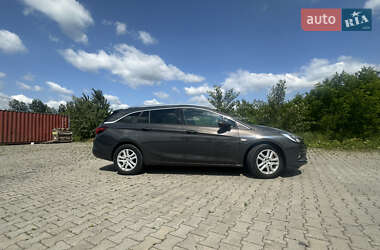 Универсал Opel Astra 2016 в 