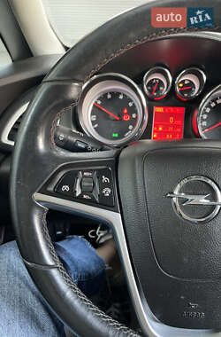 Универсал Opel Astra 2015 в 